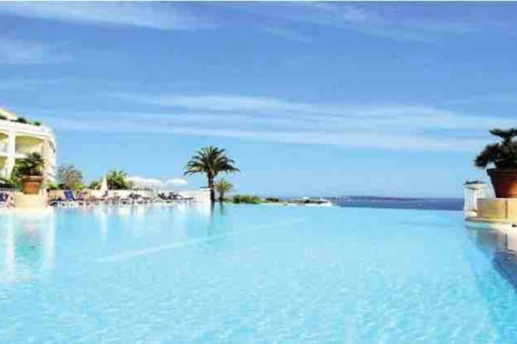 Quiet Sea View With Pool Appartement